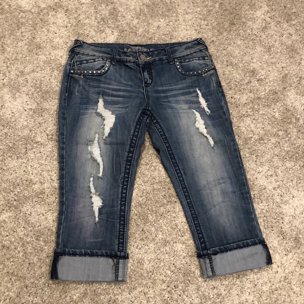 Almost Famous Capris